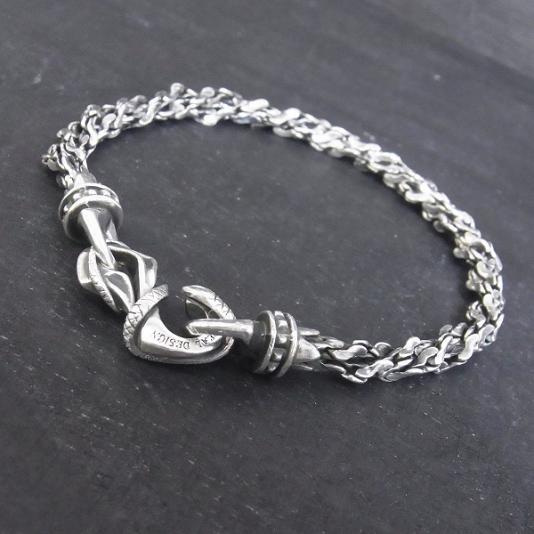 実際に弊社で買取させて頂いたDEALDESIGN/ディールデザイン シャイニー スネーク ブレスレット