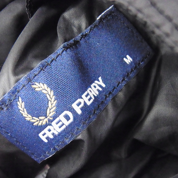 実際に弊社で買取させて頂いた☆FRED PERRY/フレッドペリー リバーシブルフーデッドジャケット F2260/Mの画像 2枚目