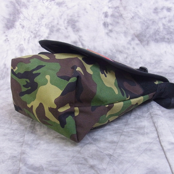 実際に弊社で買取させて頂いたMANHATTAN Portage/マンハッタンポーテージ 迷彩柄/カモ柄 ミニショルダーバッグの画像 4枚目