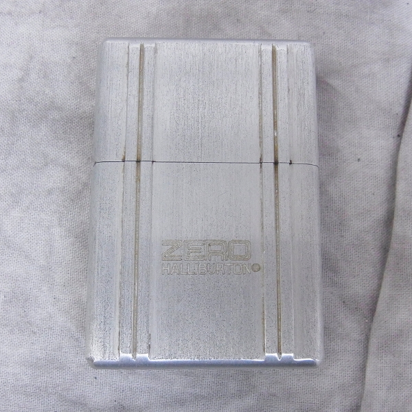 実際に弊社で買取させて頂いたZIPPO/ジッポー ZERO HALLIBURTON/ゼロハリ アタッシュケースライター 2002年製の画像 1枚目