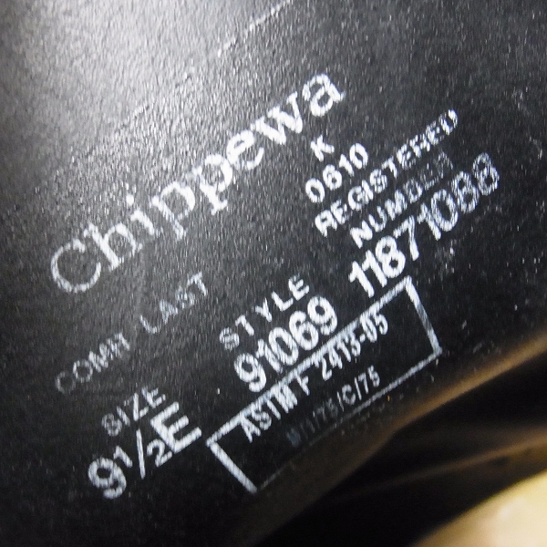 実際に弊社で買取させて頂いたCHIPPEWA/チペワ ブラックスエード エンジニアブーツ 91069/9 1/2 Eの画像 5枚目