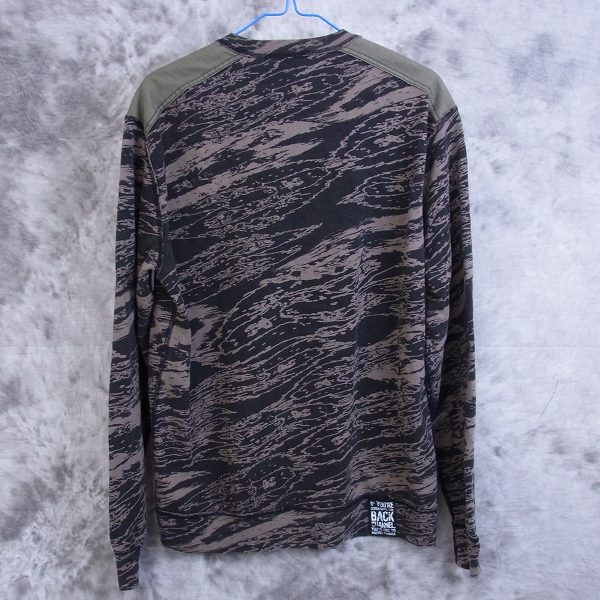 実際に弊社で買取させて頂いた☆Back Channel/バックチャンネル 総柄 切替 ヘンリーネックプルオーバー/Lの画像 1枚目