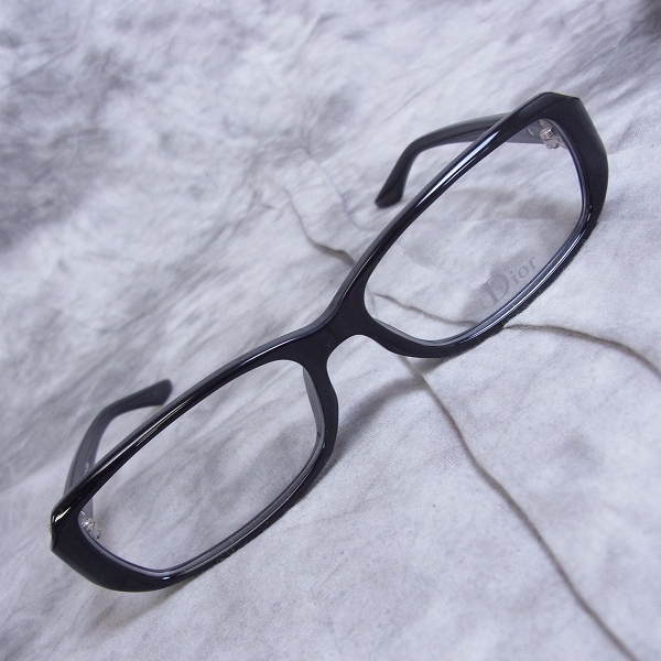 実際に弊社で買取させて頂いたChristian Dior/ディオール メガネフレーム フルリム CD7056J