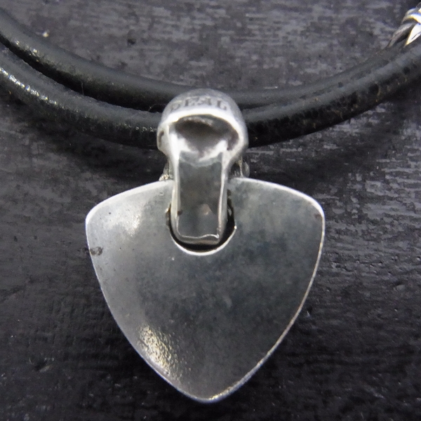 実際に弊社で買取させて頂いたDEAL DESIGN/ディールデザイン ギターピック スカル ブレスレットの画像 2枚目