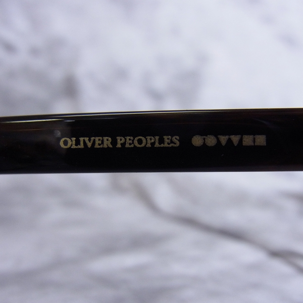 実際に弊社で買取させて頂いたOLIVER PEOPLES/オリバーピープルズ デミ柄 フルリム 眼鏡/メガネフレーム Denison-j DMの画像 4枚目