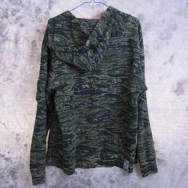 実際に弊社で買取させて頂いた☆【ジャンク】Back Channel/バックチャンネル カモフラ ジップアップパーカー/Lの画像 1枚目