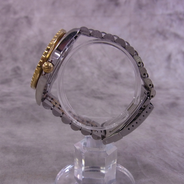 実際に弊社で買取させて頂いたTAG HEUER/タグホイヤー プロフェッショナル 1000 クォーツ 980 020N【動作未確認】の画像 1枚目