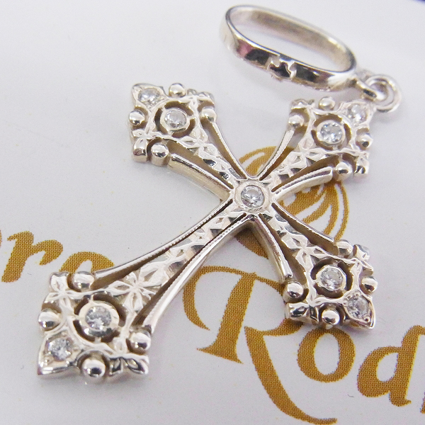 実際に弊社で買取させて頂いた【ギャラ】loreeRodkin/ローリーロドキン スモールファンシーゴシッククロスペンダント SV925