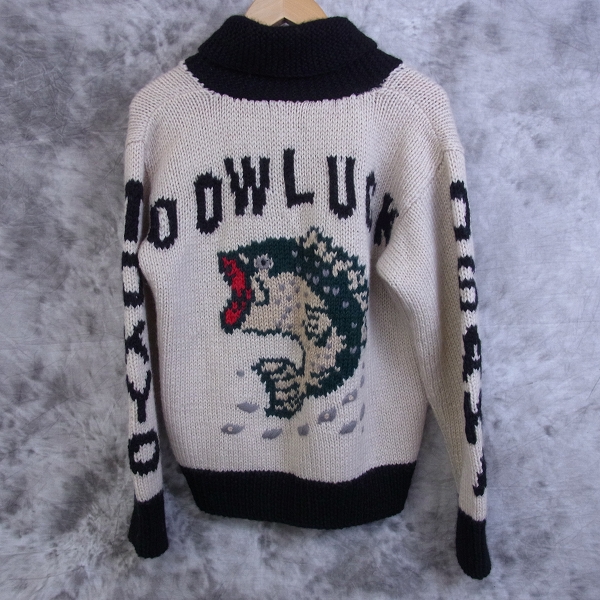 実際に弊社で買取させて頂いた☆EVISU/エヴィス 道楽/DOWLUCK ブラックバス柄 カウチンニット/38の画像 1枚目