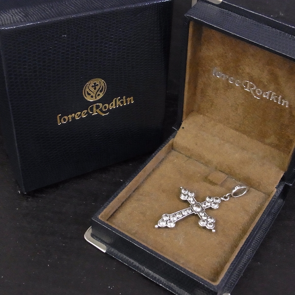 実際に弊社で買取させて頂いたLoree Rodkin/ローリーロドキン ミディアム ゴシック クロス ペンダントの画像 6枚目