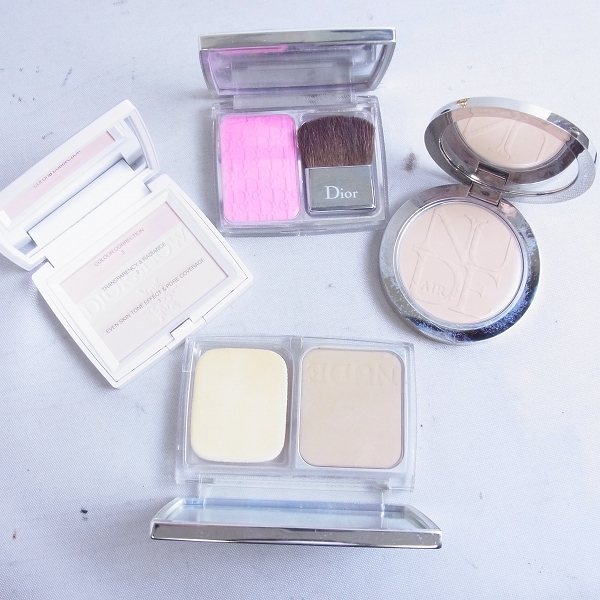 実際に弊社で買取させて頂いたChristian Dior/クリスチャンディオール フェイスパウダー/ファンデ/口紅等 8点SETの画像 2枚目