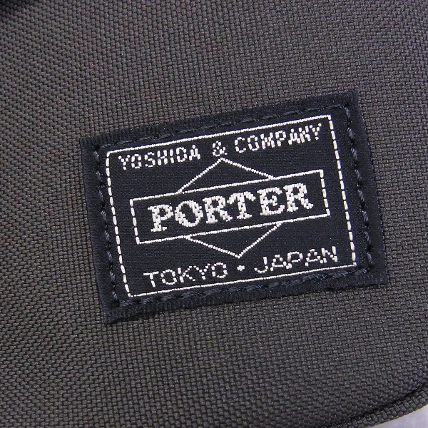 実際に弊社で買取させて頂いた【未使用】PORTER×Nikon コラボ デイリーショルダー/カメラバッグ カーキの画像 4枚目