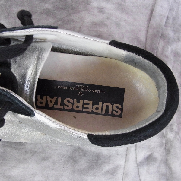 実際に弊社で買取させて頂いたGOLDEN GOOSE/ゴールデングース GGDB SSTAR ビンテージ加工レザースニーカー/42の画像 4枚目