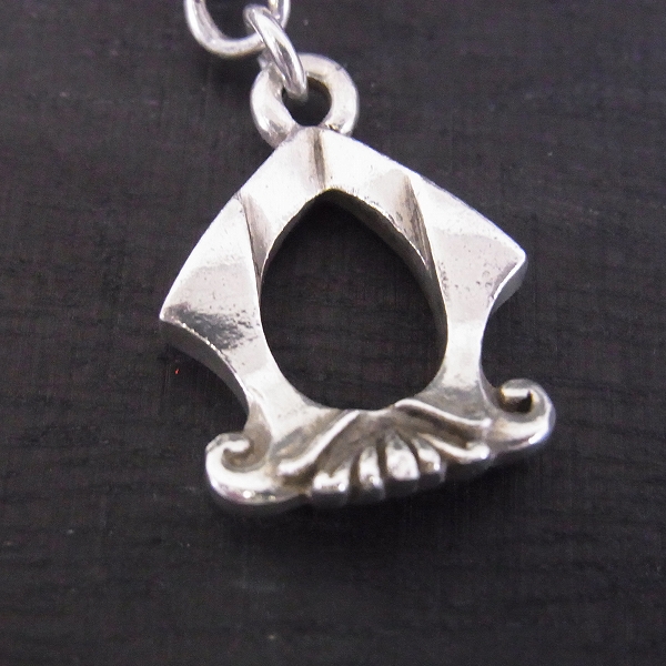 実際に弊社で買取させて頂いたロードキャメロット ネックレスデザインチェーン ガーネット付の画像 1枚目