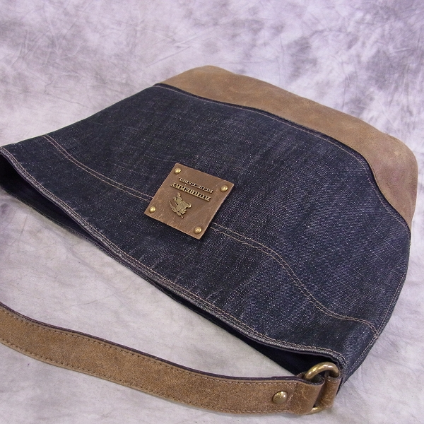 実際に弊社で買取させて頂いたBURBERRY BLUE LABEL/バーバリー レザー×デニム トートバッグの画像 2枚目