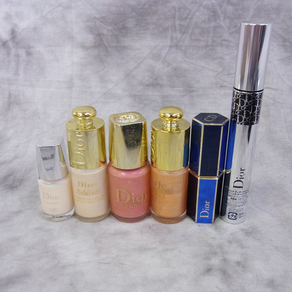 実際に弊社で買取させて頂いたChristian Dior/クリスチャンディオール ネイルカラー/パレット/口紅等 コスメ 20点セットの画像 2枚目