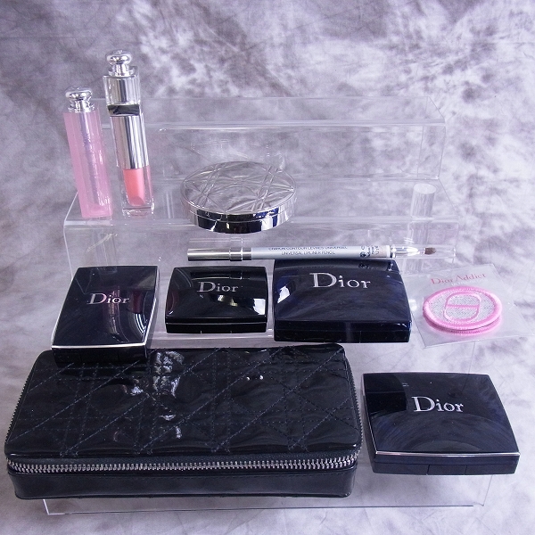 実際に弊社で買取させて頂いたChristian Dior/クリスチャンディオール フェイスパウダー/アイシャドウ/口紅等 コスメ 10点SET