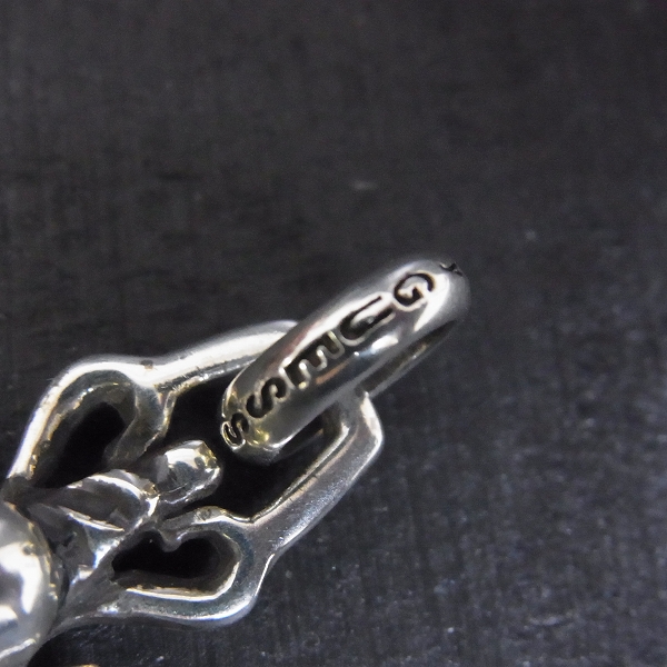 実際に弊社で買取させて頂いたSTANLEY GUESS/スタンリーゲス ゲスワークス ダガーペンダントwストーンアイズの画像 5枚目