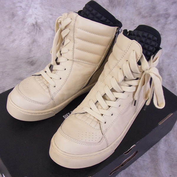 実際に弊社で買取させて頂いたDIET BUTCHER SLIM SKIN/ダイエットブッチャースリムスキン 16AW スニーカー D163D092/43