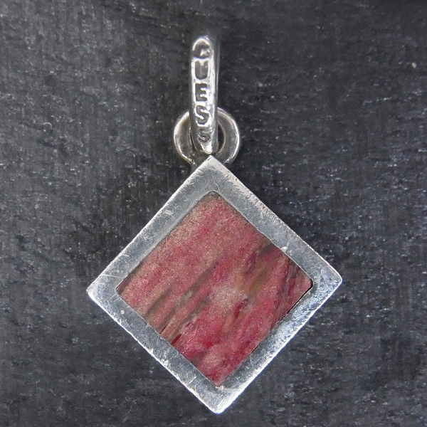 実際に弊社で買取させて頂いたSTANLEY GUESS/スタンリーゲス スクエアウッドチャームの画像 1枚目