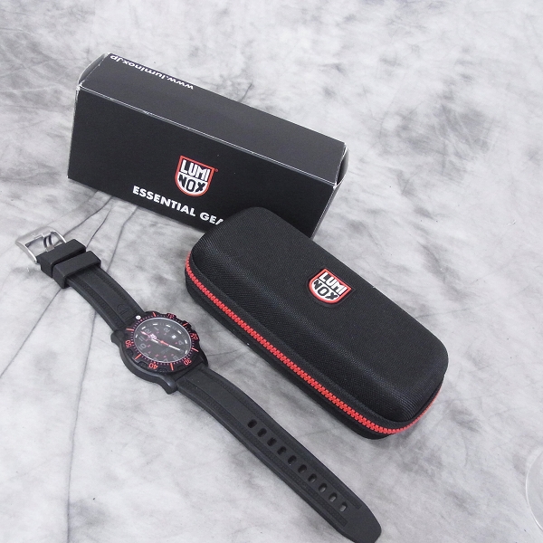 実際に弊社で買取させて頂いたLUMINOX/ルミノックス 20周年記念アニバーサリー 腕時計/8815【動作未確認】の画像 7枚目