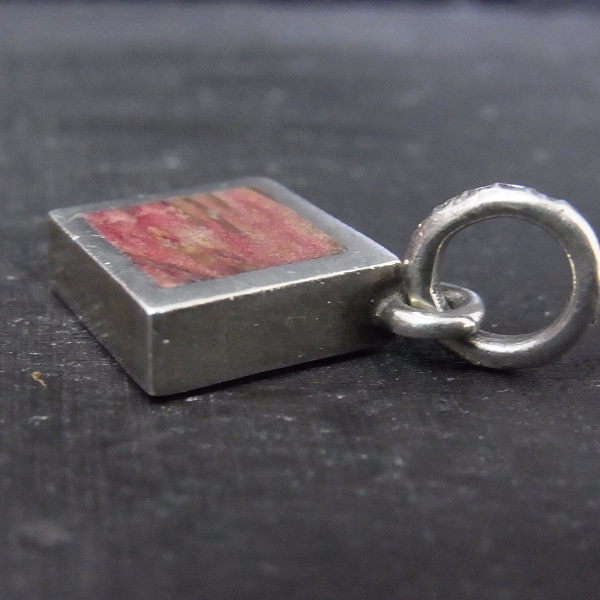 実際に弊社で買取させて頂いたSTANLEY GUESS/スタンリーゲス スクエアウッドチャームの画像 3枚目