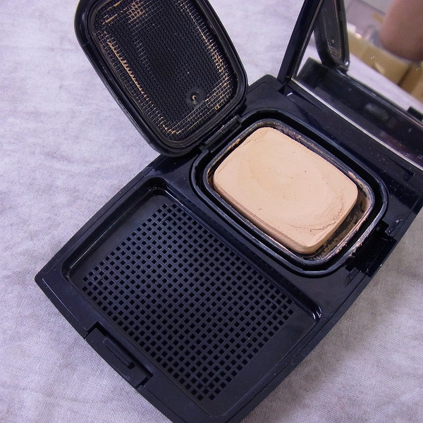 実際に弊社で買取させて頂いたChristian Dior/クリスチャンディオール 美容液/ファンデ/ネイルSET等 4点セットの画像 3枚目