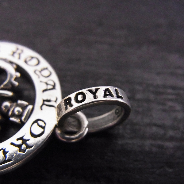 実際に弊社で買取させて頂いた【ギャラ付】ROYAL ORDER/ロイヤルオーダー　RO EMBLEM WITH SPINNING CROWN/エンブレムw/スピニングクラウンペンダント SP250の画像 3枚目