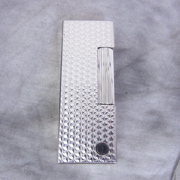 実際に弊社で買取させて頂いたdunhill/ダンヒル 総柄カットデザイン ローラーガスライターの画像 1枚目