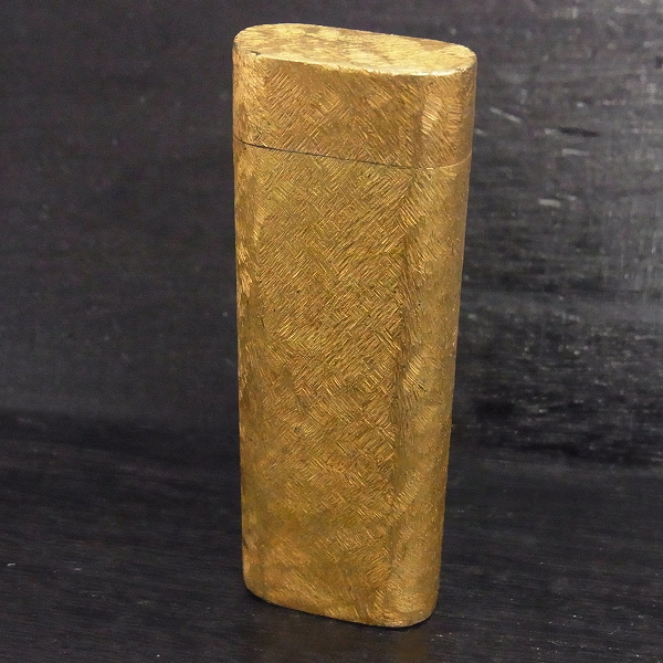 実際に弊社で買取させて頂いたCartier/カルティエ 総柄 ガスライター ゴールド