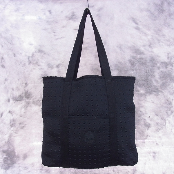 実際に弊社で買取させて頂いたHYDROGEN/ハイドロゲン 表参道限定 非売品 スタッズ風トートバッグの画像 1枚目