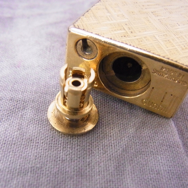 実際に弊社で買取させて頂いたdunhill/ダンヒル クロスカット ローラーガスライターの画像 4枚目