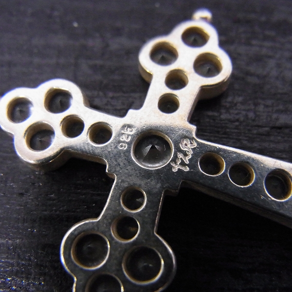 実際に弊社で買取させて頂いた【ギャラ付】Loree Rodkin/ローリーロドキン ゴシッククロスペンダント ラージ P055-886の画像 3枚目