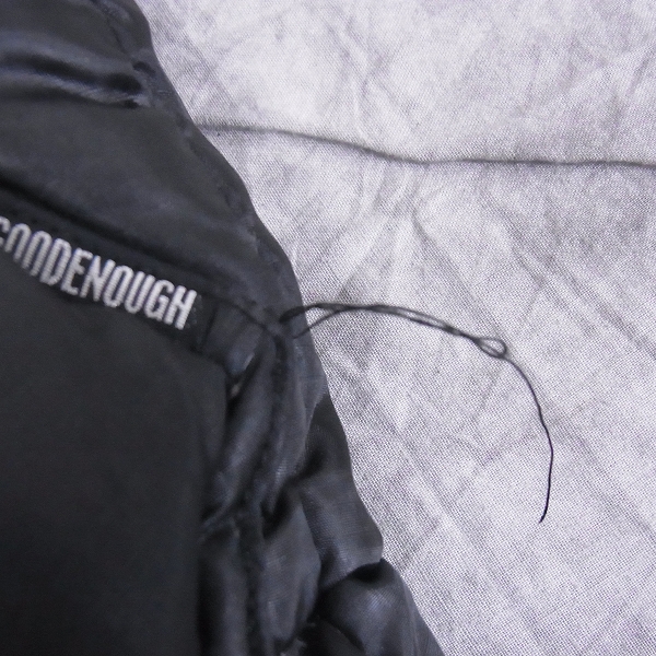 実際に弊社で買取させて頂いたGOODENOUGH/グッドイナフ ダウンジャケット ブラック　サイズ：Mの画像 5枚目