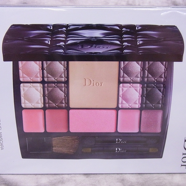 実際に弊社で買取させて頂いた【未開封】Christian Dior/ディオール COUTURE PALETTE/クチュールパレット EDITION VOYAGE/エディションボヤージュの画像 1枚目