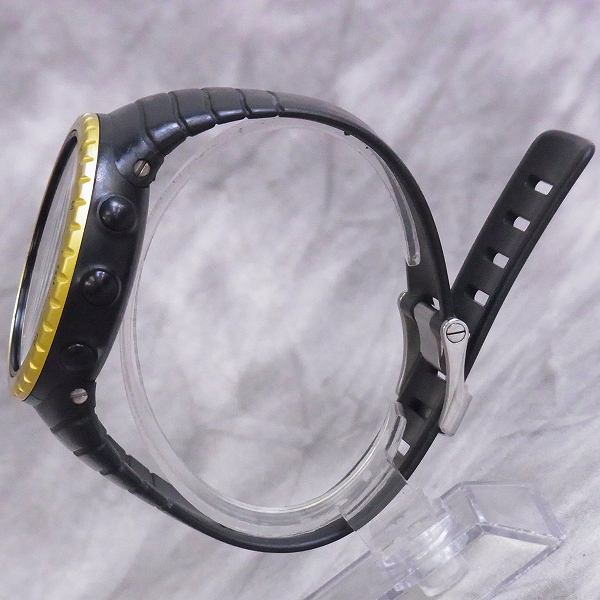 実際に弊社で買取させて頂いたSUUNTO/スント CORE/コア BLACKYELLOW/ブラックイエロー 腕時計 SS013315010【動作未確認】の画像 3枚目