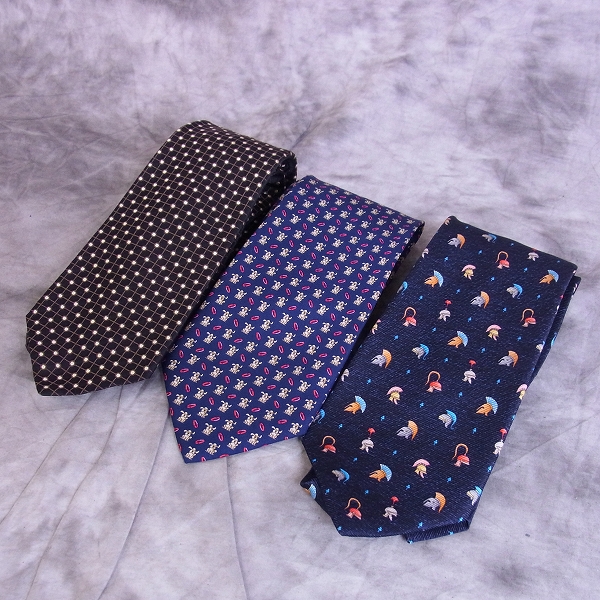 実際に弊社で買取させて頂いたクラバッテ/サルヴァトーレ フェラガモ/ブルガリ ネクタイ 3点SET