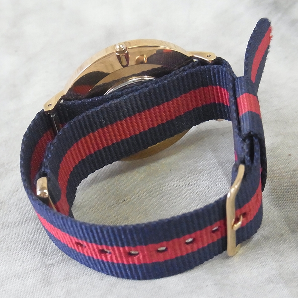 実際に弊社で買取させて頂いたDaniel Wellington/ダニエルウェリントン 腕時計 Oxford オックスフォード 0101DWの画像 2枚目