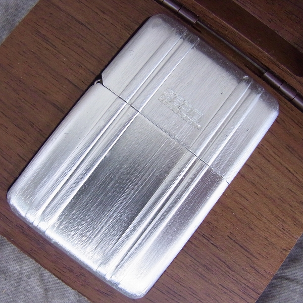 実際に弊社で買取させて頂いたZIPPO/ジッポー ZERO HALLIBURTON/ゼロハリバートンⅡ-AL/コラボライター 2005年製  