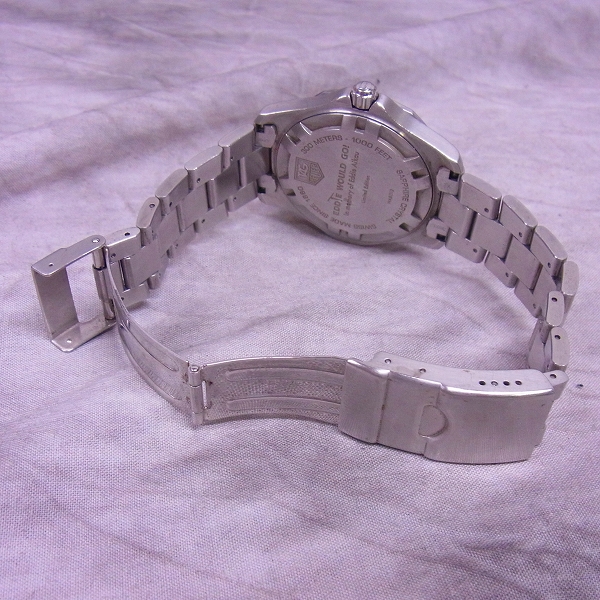 実際に弊社で買取させて頂いたTAGHEUER/タグホイヤー アクアレーサー ワイメアベイ限定1000本 WAB1113【動作未確認】 の画像 4枚目