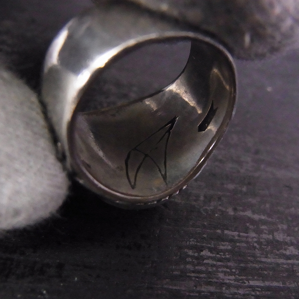 実際に弊社で買取させて頂いたCRAZY PIG/クレイジーピッグ クリスタル スカルリング 13.5号 の画像 5枚目