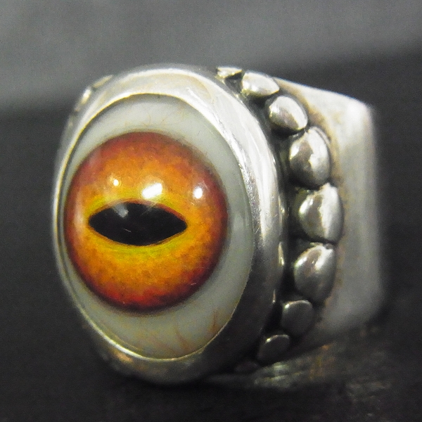 実際に弊社で買取させて頂いたCRAZY PIG/クレイジーピッグ 義眼/ビーデッドヒューマンアイリング 19号