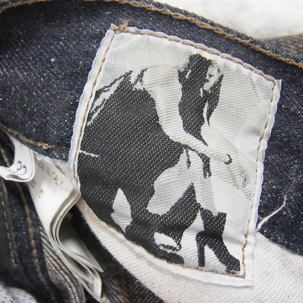 実際に弊社で買取させて頂いたDRKSHDW/ダークシャドウ コーティングデニムパンツ 32の画像 4枚目