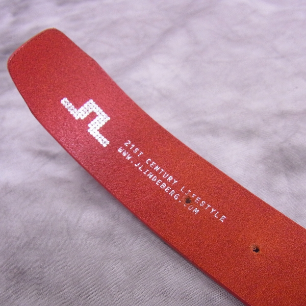 実際に弊社で買取させて頂いたJ.LINDEBERG/Jリンドバーグ ゴルフ ロゴバックルレザーベルト レッド系の画像 3枚目
