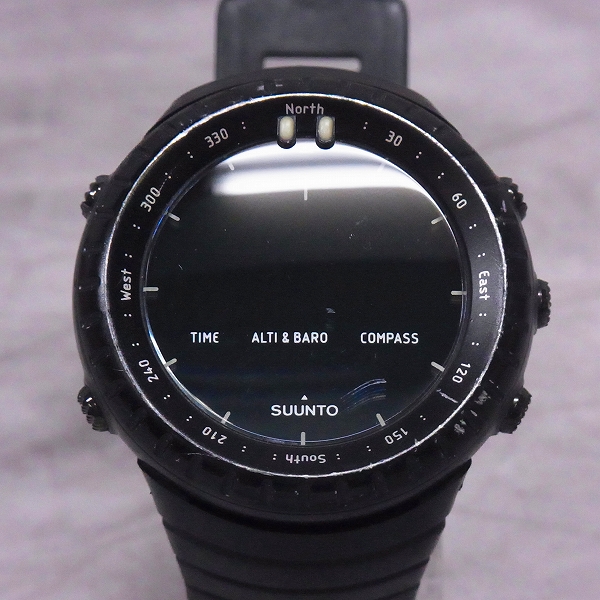 実際に弊社で買取させて頂いたSUUNTO/スント CORE/コア オールブラック SS014279010【動作未確認】 