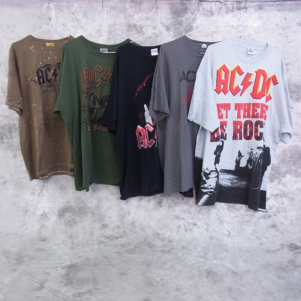 実際に弊社で買取させて頂いたAC/DC HIGH VOLTAGE/WE SALTE YOU他 バンドTシャツ 5点セット