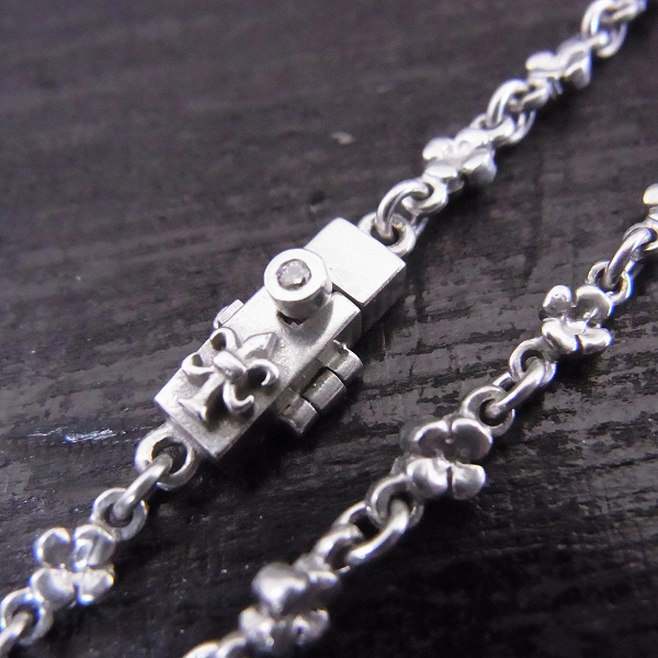 実際に弊社で買取させて頂いたLoree Rodkin/ローリーロドキン タイニーフラワーチェーン 18KWG/16インチ