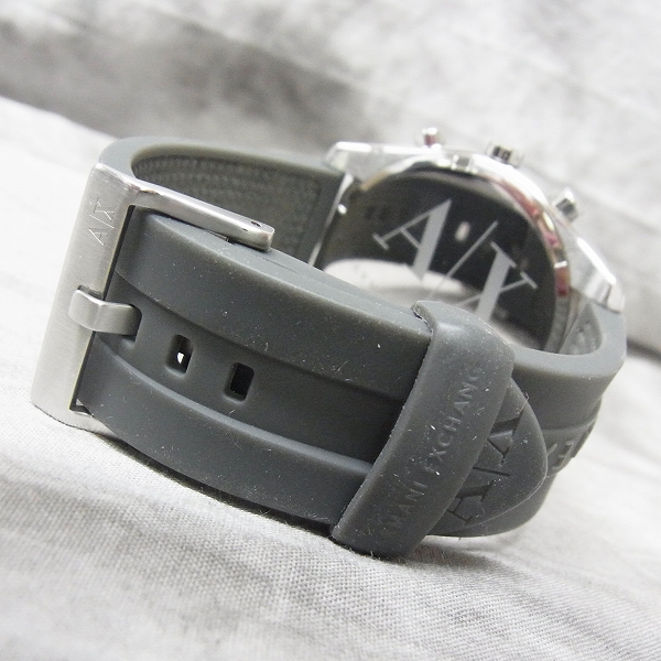 実際に弊社で買取させて頂いたA/X アルマーニ エクスチェンジ ザチャロ クロノグラフ ラバーベルト 腕時計 AX1251 【動作未確認】の画像 3枚目