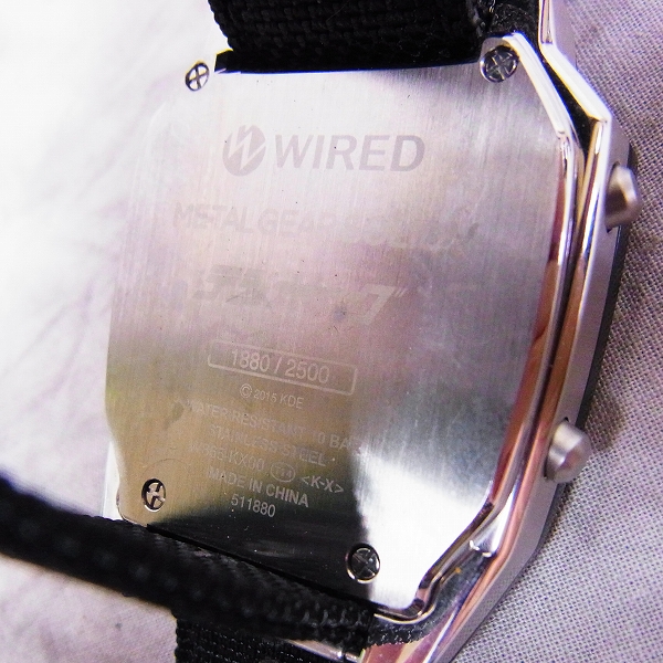 実際に弊社で買取させて頂いたSEIKO/セイコー WIRED/ワイアード×METAL GEAR SOLID/メタルギア コラボ 2500個限定 AGAM601の画像 3枚目