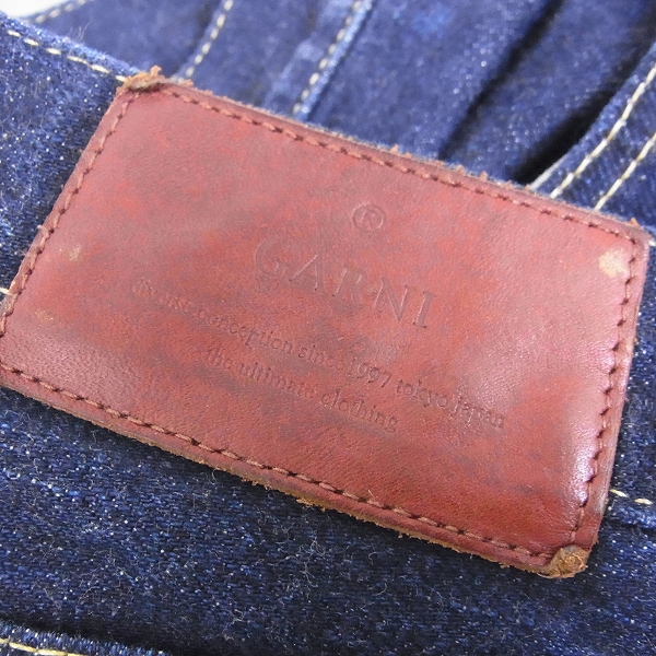実際に弊社で買取させて頂いたGARNI/ガルニ ストレートデニムパンツ シルバーボタン GW10008/Sの画像 2枚目
